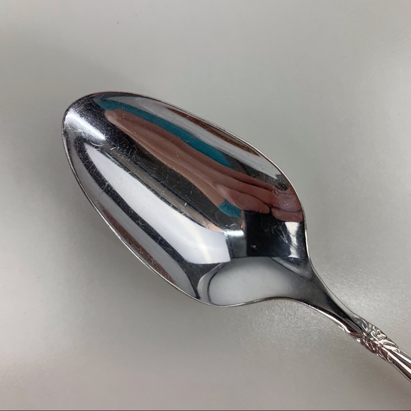 2/$20 1847 Rogers Bros. IS 1965 Vintage Silver Plate Garland Pattern Teaspoon - Picture 2 of 12